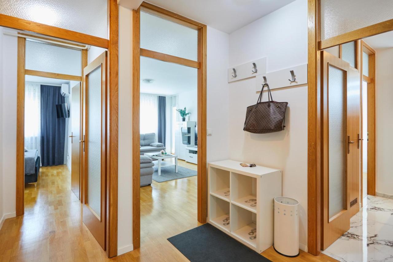זאגרב Spacious 2Bdr Apartment Near Business District מראה חיצוני תמונה